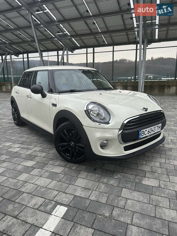 Хэтчбек MINI Hatch 2016 в 