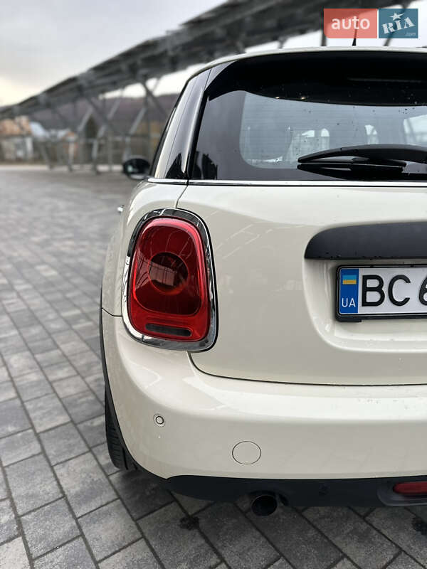 Хэтчбек MINI Hatch 2016 в Львове