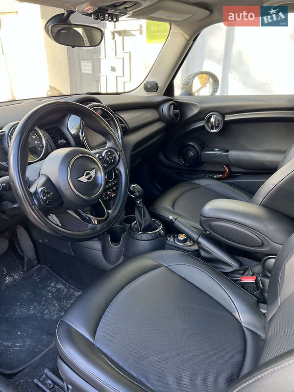 Хэтчбек MINI Hatch 2014 в Днепре фото 8 Хэтчбек MINI Hatch 2014 в Днепре