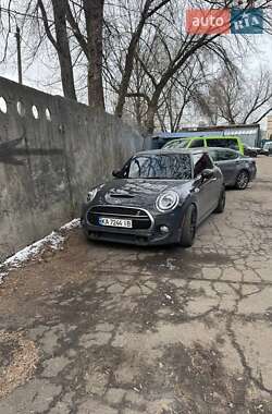 Хетчбек MINI Hatch 2014 в Києві