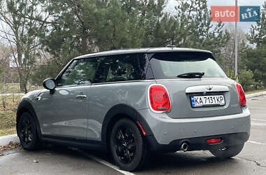 Хэтчбек MINI Hatch 2015 в Киеве