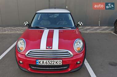 Хетчбек MINI Hatch 2012 в 