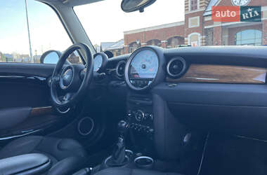 Хэтчбек MINI Hatch 2012 в Киеве