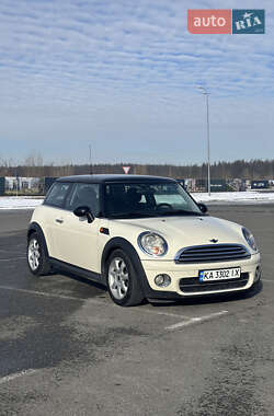 Хэтчбек MINI Hatch 2007 в Ирпене