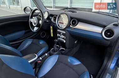 Хэтчбек MINI Hatch 2006 в 