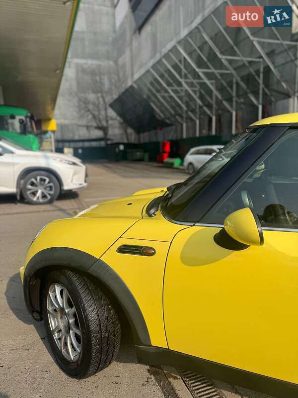 Хетчбек MINI Hatch 2005 в Києві фото 3 Хетчбек MINI Hatch 2005 в Києві