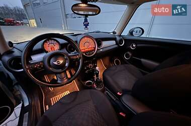 Хетчбек MINI Hatch 2011 в 