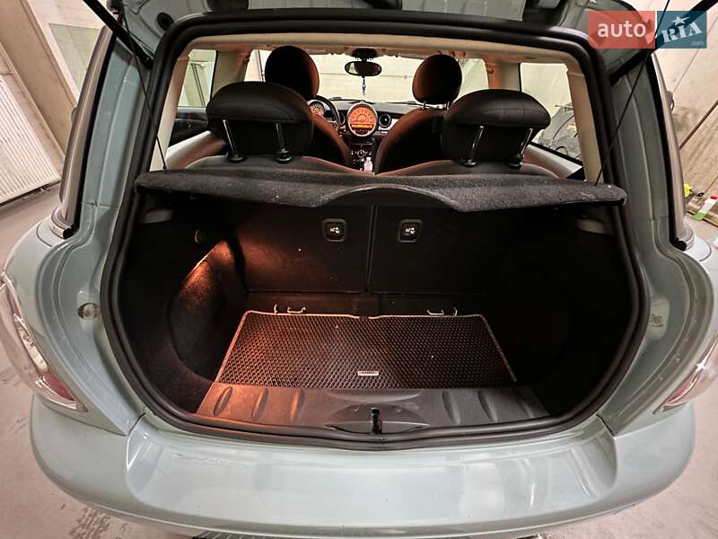 Хетчбек MINI Hatch 2011 в Вишневому фото 19 Хетчбек MINI Hatch 2011 в Вишневому