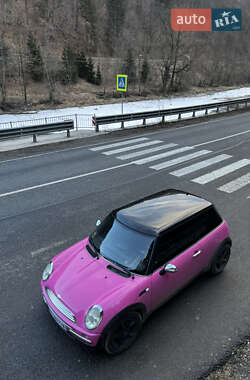 Хэтчбек MINI Hatch 2003 в 