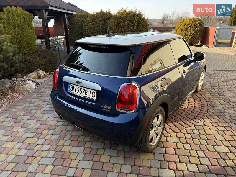 Хетчбек MINI Hatch 2014 в Хусті