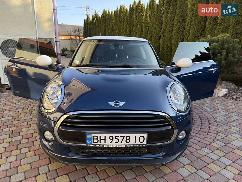 Хетчбек MINI Hatch 2014 в Хусті