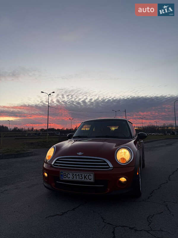 Хетчбек MINI Hatch 2011 в Львові фото 3 Хетчбек MINI Hatch 2011 в Львові