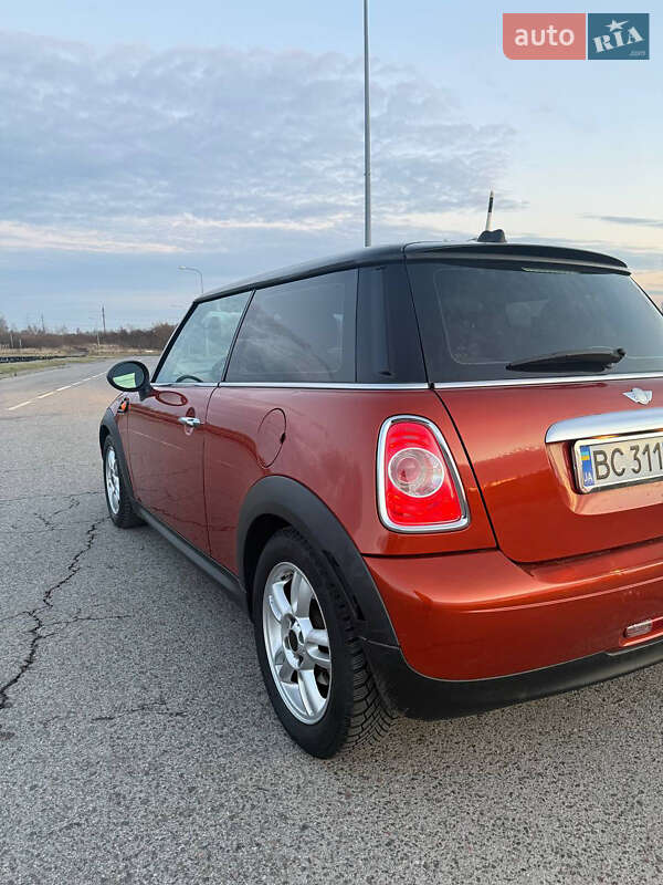 Хетчбек MINI Hatch 2011 в Львові фото 5 Хетчбек MINI Hatch 2011 в Львові