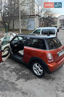 Хэтчбек MINI Hatch 2011 в 