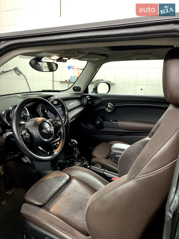 Хетчбек MINI Hatch 2014 в Кам'янському