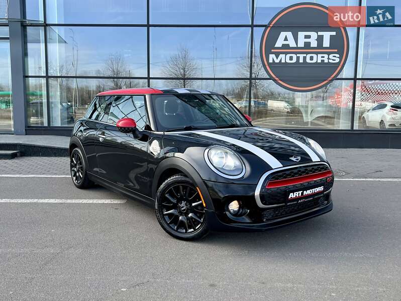 Хетчбек MINI Hatch 2017 в Києві
