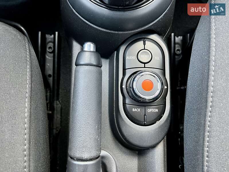 Хетчбек MINI Hatch 2017 в Києві