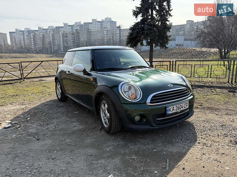 MINI Hatch 2011