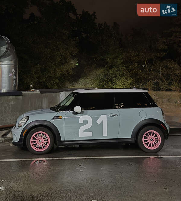 Хэтчбек MINI Hatch 2011 в Ирпене фото 2 Хэтчбек MINI Hatch 2011 в Ирпене