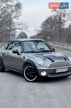 Хэтчбек MINI Hatch 2009 в Чернигове