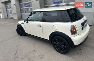 Хетчбек MINI Hatch 2009 в 