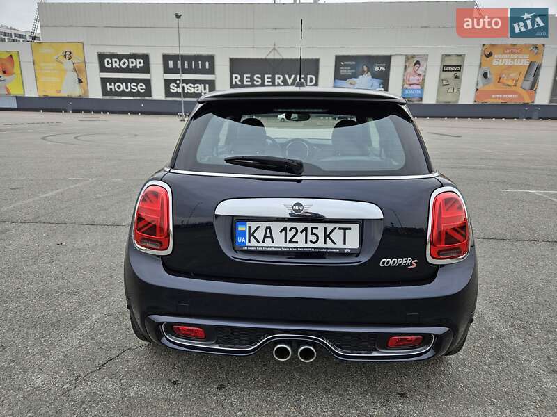Хетчбек MINI Hatch 2019 в Києві
