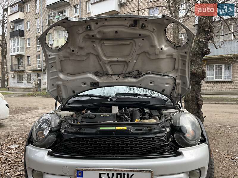 Хетчбек MINI Hatch 2010 в Дніпрі