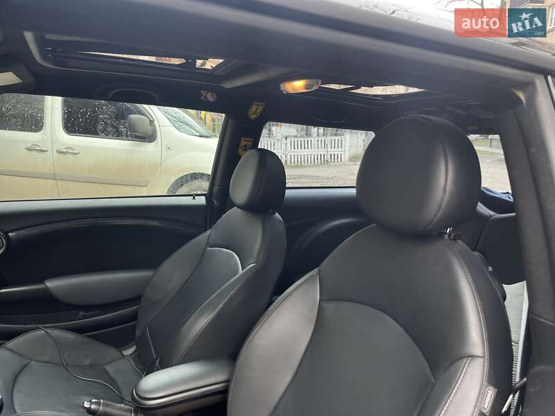 Хетчбек MINI Hatch 2010 в Дніпрі