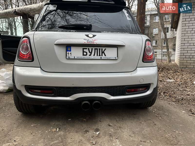 Хетчбек MINI Hatch 2010 в Дніпрі