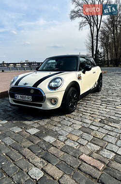 Хэтчбек MINI Hatch 2015 в 