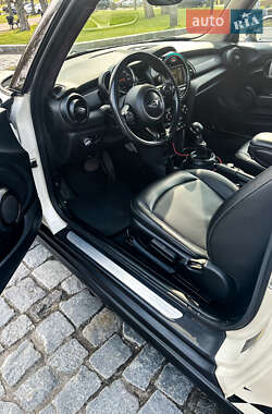 Хэтчбек MINI Hatch 2015 в 