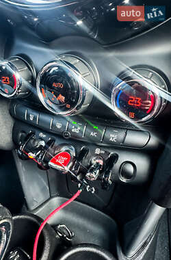Хэтчбек MINI Hatch 2015 в 
