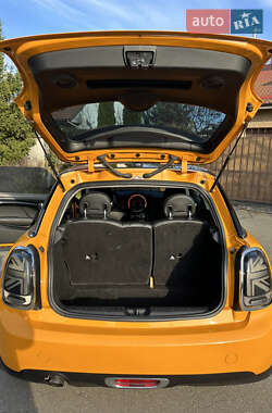 Хэтчбек MINI Hatch 2015 в Киеве