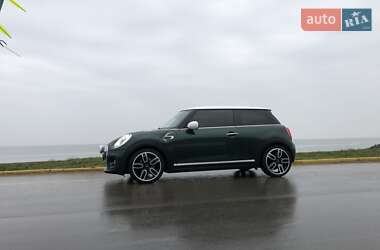 Хэтчбек MINI Hatch 2015 в 