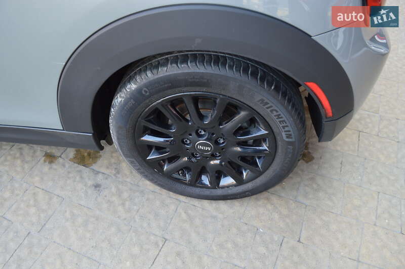 Хетчбек MINI Hatch 2014 в Львові