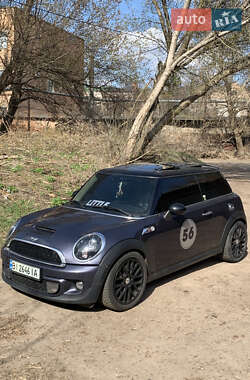 Купе MINI Hatch 2013 в 