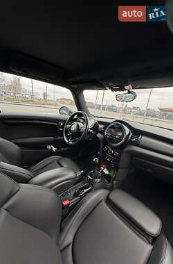 Хетчбек MINI Hatch 2015 в 