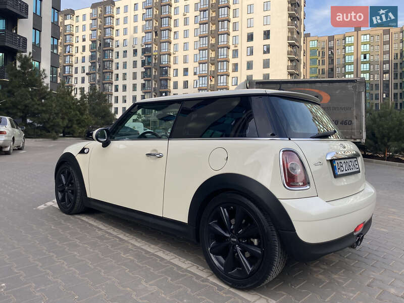 Хетчбек MINI Hatch 2008 в Києві