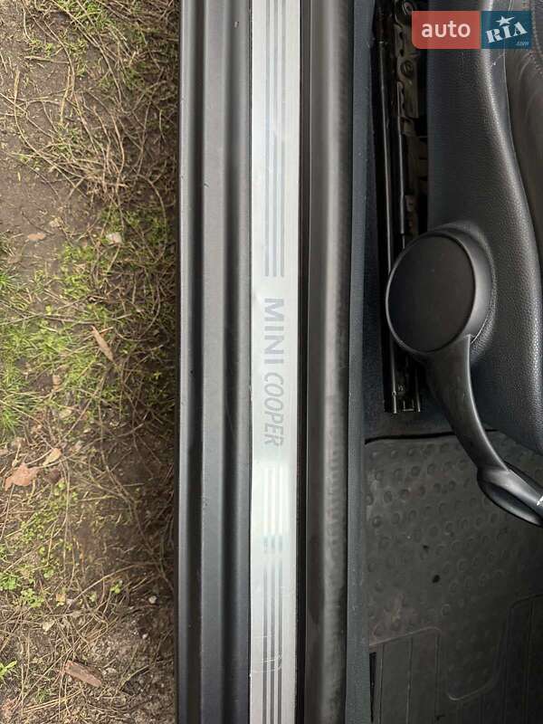 Хэтчбек MINI Hatch 2006 в Днепре