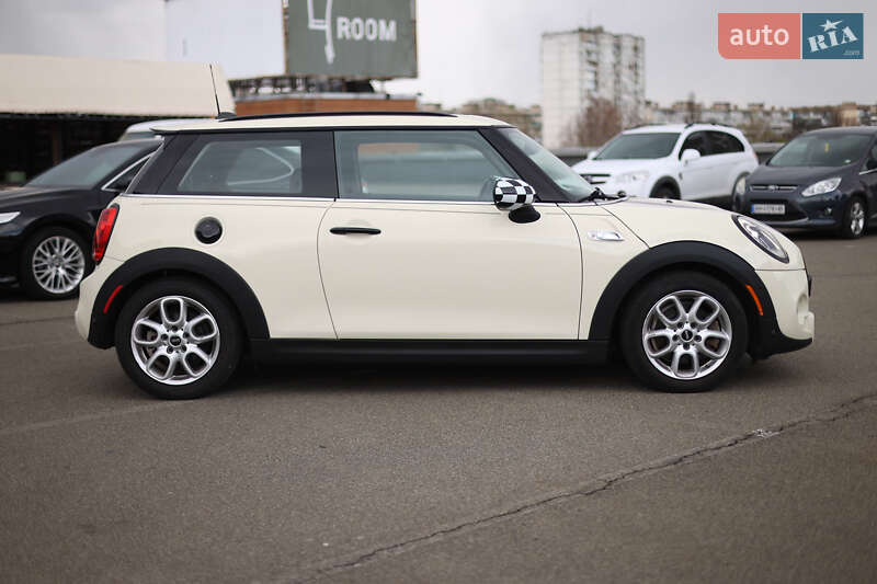 Хэтчбек MINI Hatch 2017 в Киеве фото 6 Хэтчбек MINI Hatch 2017 в Киеве