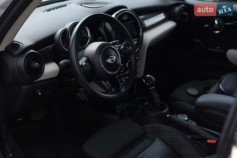 Хэтчбек MINI Hatch 2017 в Киеве фото 24 Хэтчбек MINI Hatch 2017 в Киеве