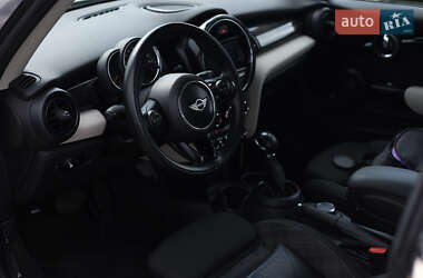 Хэтчбек MINI Hatch 2017 в 