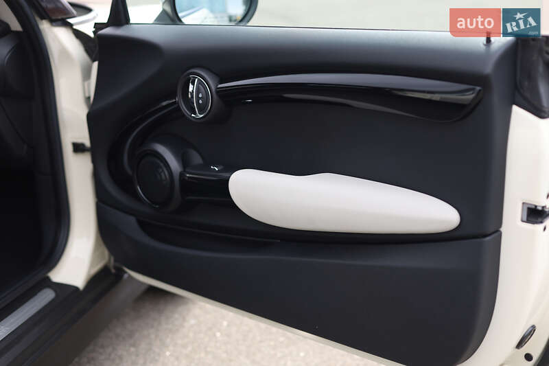 Хэтчбек MINI Hatch 2017 в Киеве фото 26 Хэтчбек MINI Hatch 2017 в Киеве