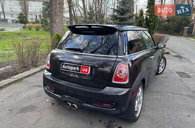 Хетчбек MINI Hatch 2013 в 