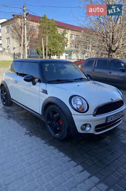 Хэтчбек MINI Hatch 2009 в 