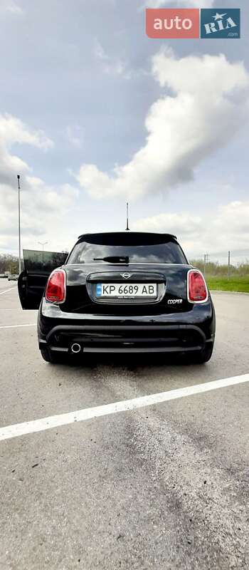 Хетчбек MINI Hatch 2022 в Запоріжжі