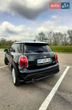 Хетчбек MINI Hatch 2022 в 