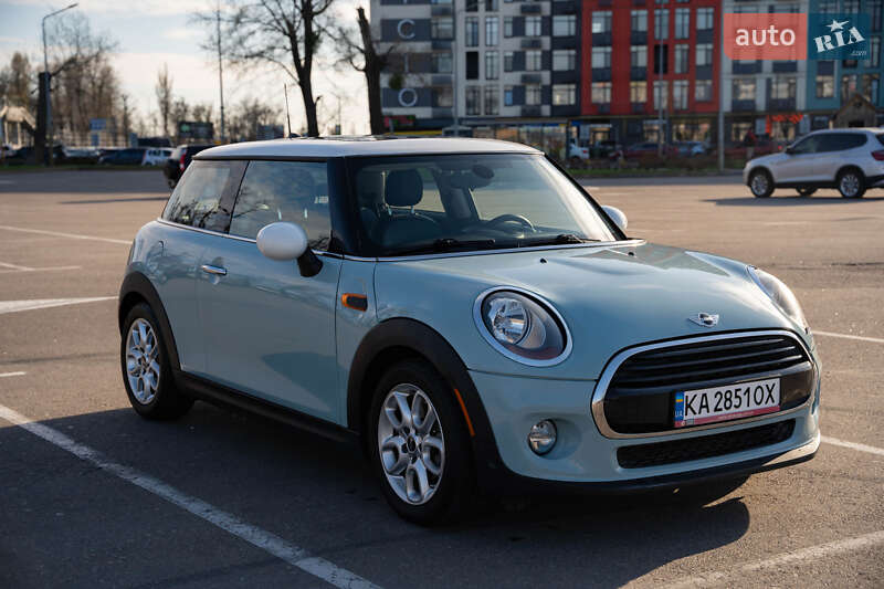 Хетчбек MINI Hatch 2014 в Києві