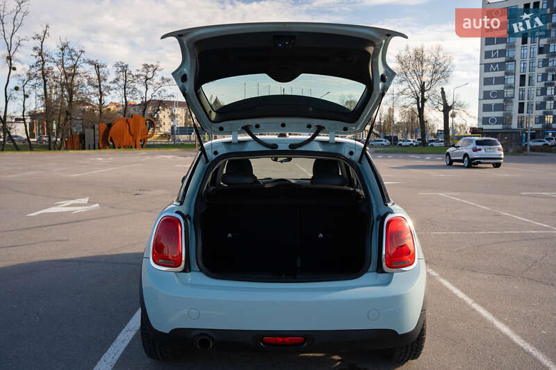 Хетчбек MINI Hatch 2014 в Києві