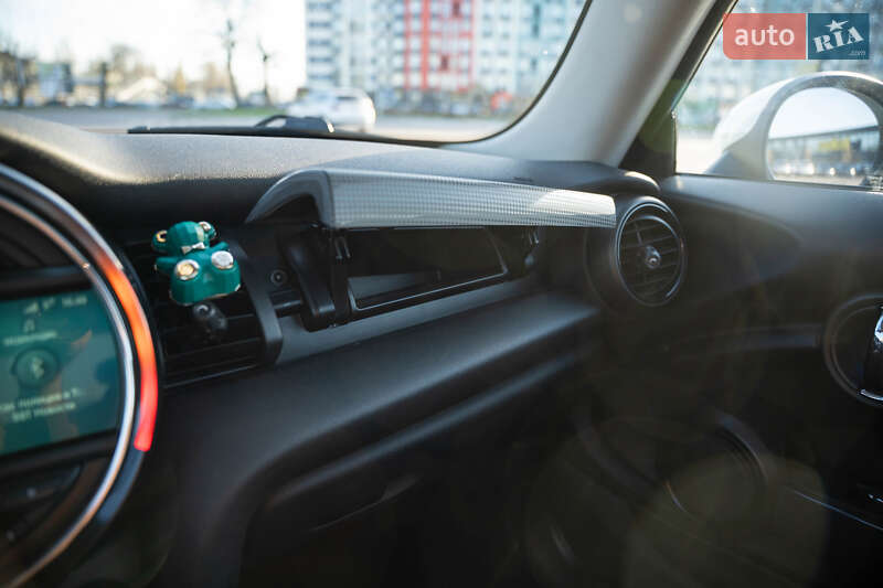 Хетчбек MINI Hatch 2014 в Києві